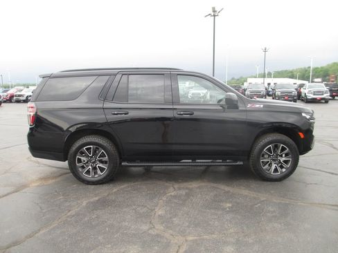 Used 2021 Chevrolet Tahoe Z71 w/ Rear Media and Nav Package AWD/4WD image 4