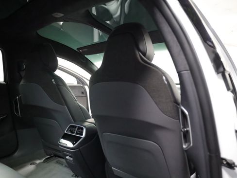 Used 2022 Lucid Air Grand Touring image 42