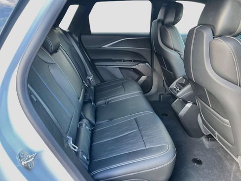 Used 2026 Cadillac Lyriq Sport AWD/4WD image 26