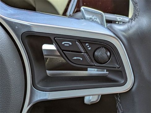 Used 2021 Porsche Macan image 27