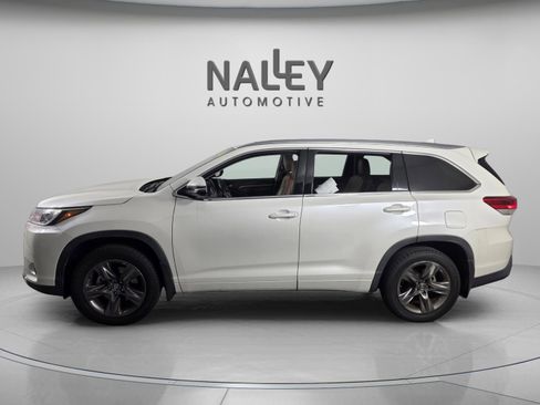 Used 2019 Toyota Highlander Limited image 2