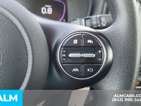 Used 2024 Kia Soul LX w/ Option Group 015 FWD image 11