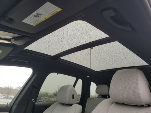 Certified 2025 BMW X5 xDrive40i w/ M Sport Package image 8