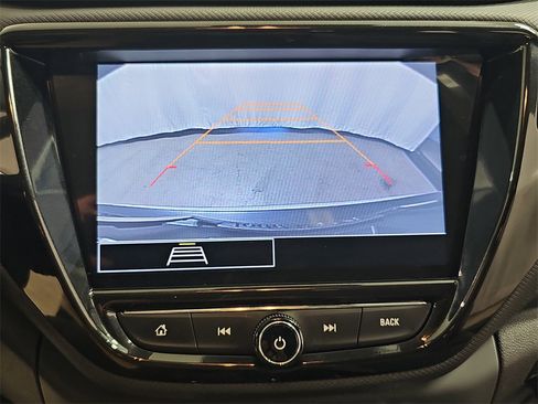 Certified 2022 Chevrolet TrailBlazer LT w/ Convenience Package image 26