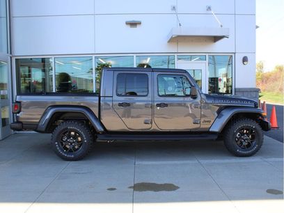 New 2025 Jeep Gladiator Sport