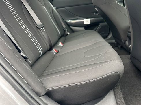 New 2025 Hyundai Elantra Sport image 15