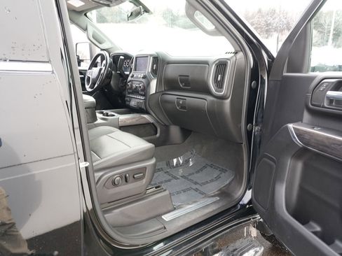 Used 2021 Chevrolet Silverado 3500 LTZ w/ LTZ Plus Package image 29