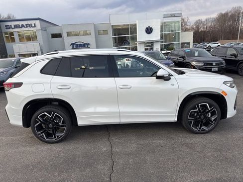 New 2026 Volkswagen Tiguan SEL R-Line image 1