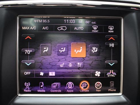 Used 2017 Jeep Grand Cherokee Overland image 30