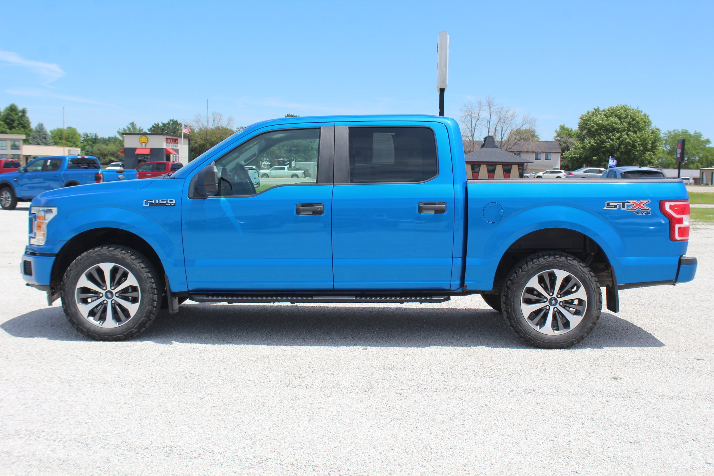 Used 2019 Ford F150 XL w/ Equipment Group 101A Mid AWD/4WD image 8