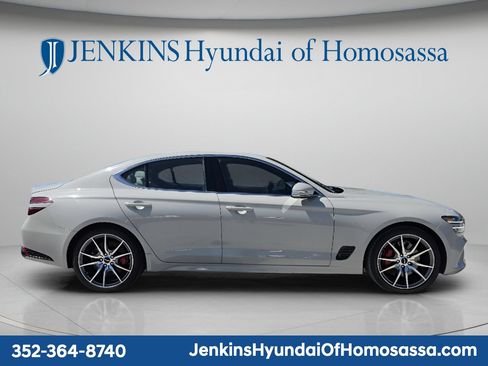 Used 2025 Genesis G70 2.5T RWD image 2