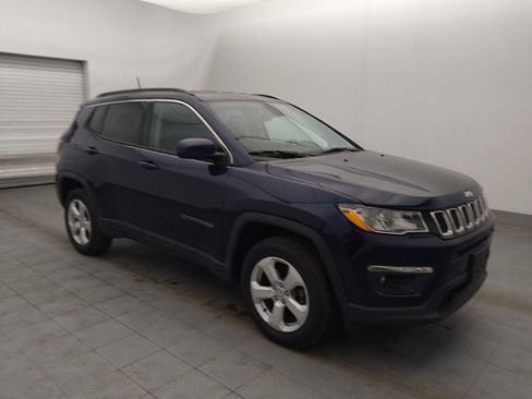 Used 2018 Jeep Compass Latitude w/ Cold Weather Group image 11