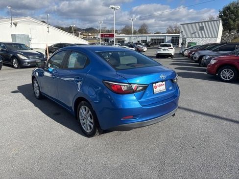 Used 2016 Scion iA image 6