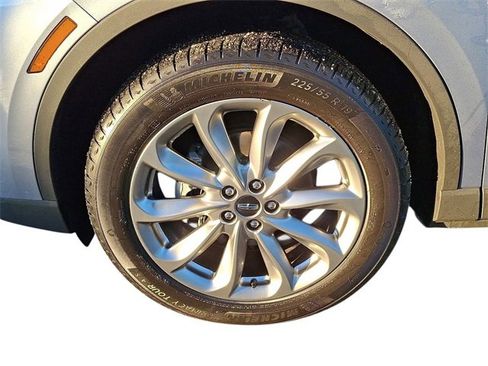 Used 2022 Lincoln Corsair AWD w/ Premium Package image 9