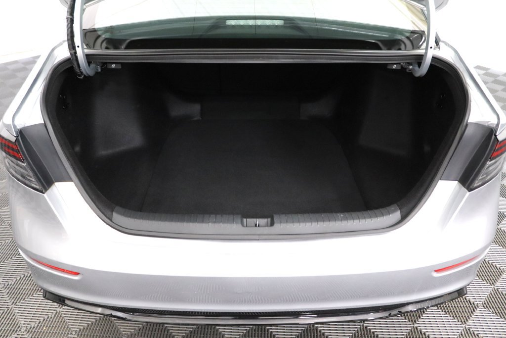 Used 2024 Honda Accord Sport image 27