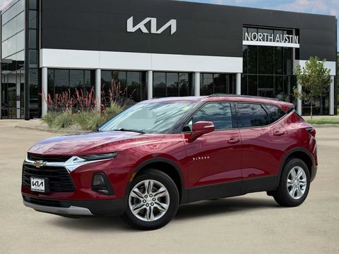 Used 2019 Chevrolet Blazer LT FWD image 1
