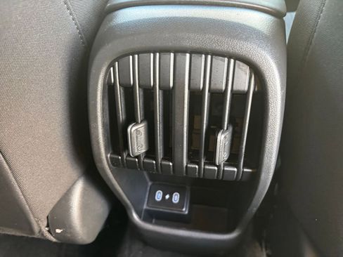 Used 2025 Hyundai Kona SEL image 24