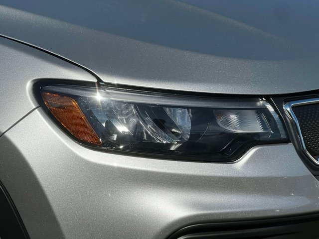 Used 2022 Jeep Compass Latitude AWD/4WD image 8