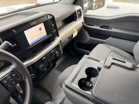 New 2026 Ford F550 4x4 Supercab Super Duty image 8