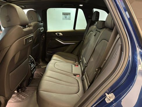 Used 2022 BMW X5 xDrive40i w/ Premium Package image 24