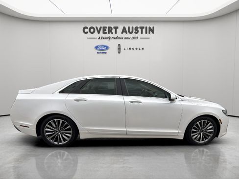 Used 2020 Lincoln MKZ w/ Convenience Package image 4