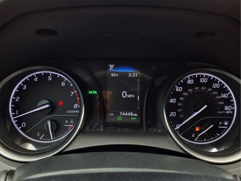 Used 2024 Toyota Camry SE w/ Convenience Package image 16