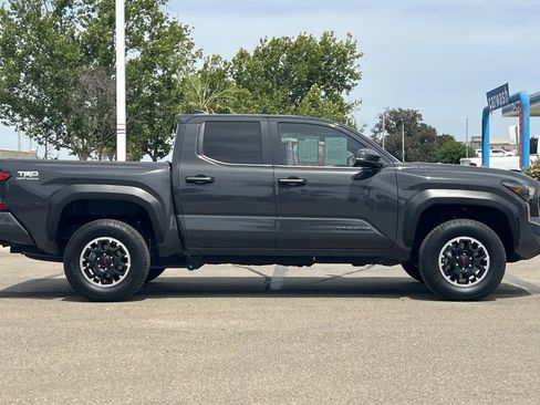 Certified 2024 Toyota Tacoma TRD Off-Road w/ TRD Off Road Upgrade Package AWD/4WD image 3