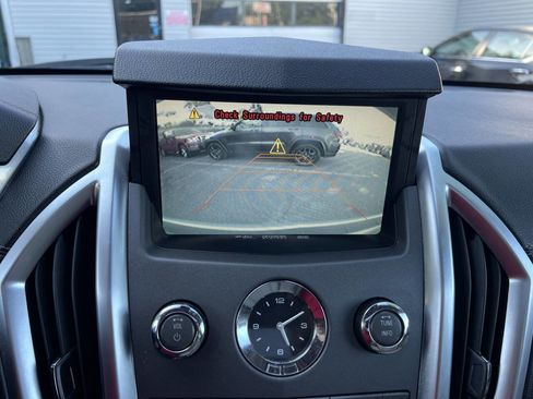 Used 2012 Cadillac SRX Luxury image 39