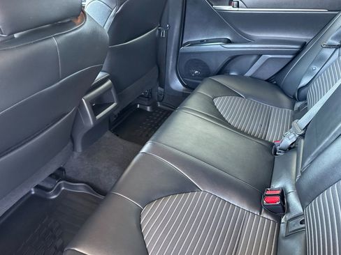 Used 2019 Toyota Camry SE image 26