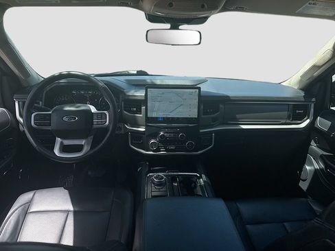 Used 2023 Ford Expedition XLT RWD image 25