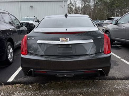 Used 2018 Cadillac CTS Luxury image 2