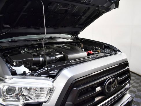 Used 2021 Toyota Tacoma SR image 46