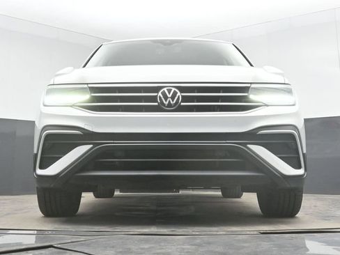 Used 2022 Volkswagen Tiguan SE AWD/4WD image 43