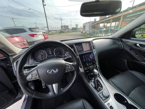 Used 2015 INFINITI Q50 Premium w/ Navigation Package image 12