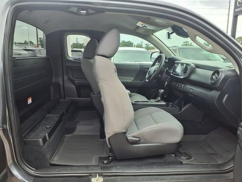 Used 2021 Toyota Tacoma SR AWD/4WD image 21