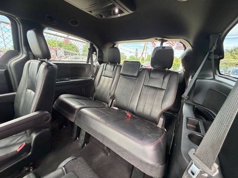 Used 2018 Dodge Grand Caravan GT FWD image 15