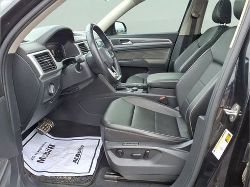 Used 2022 Volkswagen Atlas SEL R-Line image 17