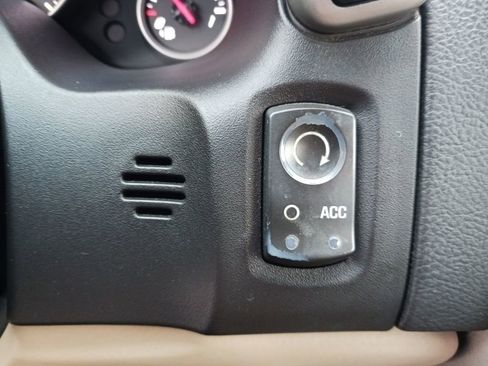 Used 2005 Chevrolet Corvette Coupe w/ Preferred Equipment Group image 23