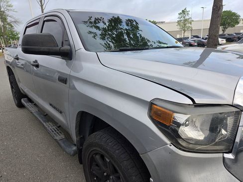 Used 2021 Toyota Tundra SR5 w/ SR5 Upgrade Package image 9