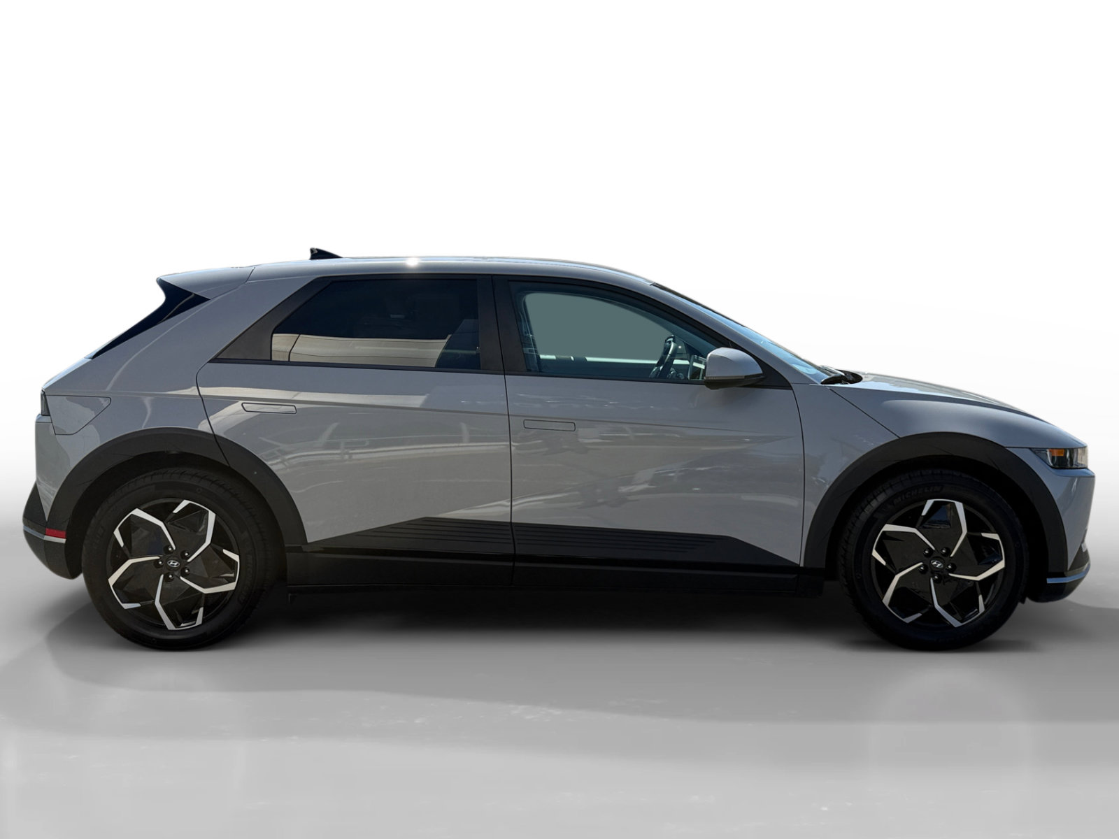 Certified 2024 Hyundai Ioniq 5 SEL RWD image 6