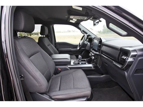 Certified 2022 Ford F150 XLT w/ Equipment Group 302A High image 27