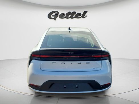 New 2026 Toyota Prius LE image 5