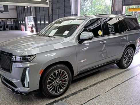 Used 2023 Cadillac Escalade V image 1