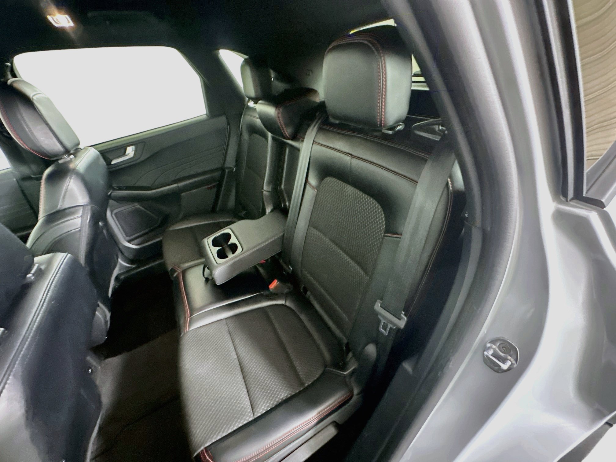 Used 2025 Ford Escape ST-Line FWD image 27