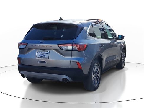 Used 2022 Ford Escape SEL w/ Technology Package image 4
