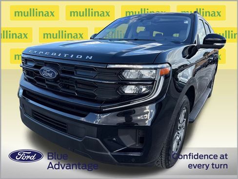 Certified 2025 Ford Expedition Max Active image 11