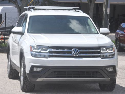 Used 2018 Volkswagen Atlas SE FWD image 11