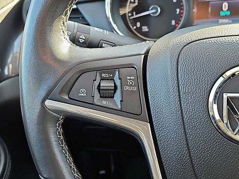 Used 2021 Buick Encore Preferred w/ Safety Package image 28