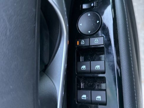 Certified 2025 Hyundai Santa Cruz SEL image 23