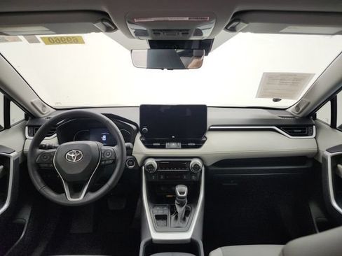 Used 2023 Toyota RAV4 XLE Premium FWD image 41